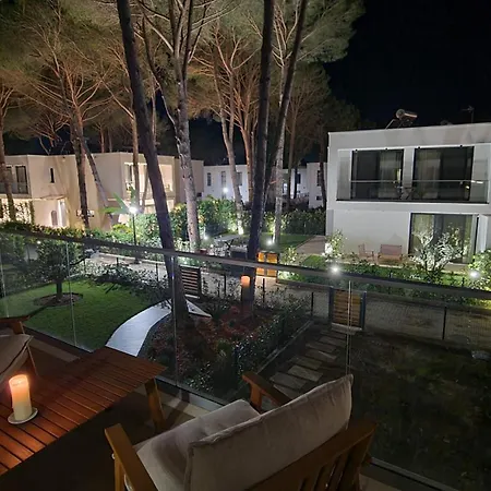 Gjiri Lalzit Sunset Bliss San Pietro Premium Apartament *