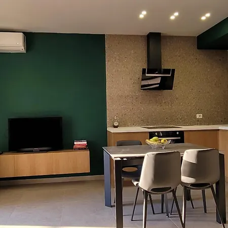 Sunset Bliss San Pietro Lalzi Bay Apartament Polisi i Vogel